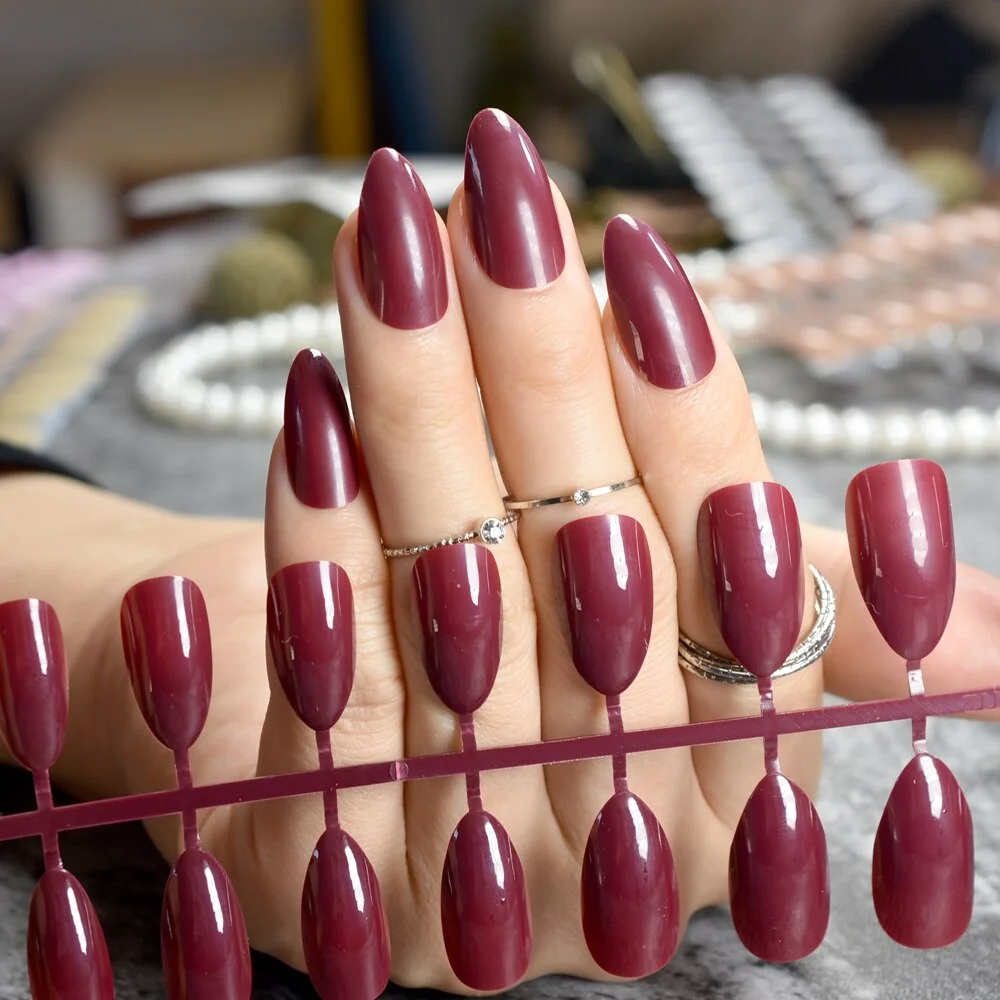 Dusty Cedar Fashion Stiletto False Nails Pointed Sharp Candy Red Fake Nails for daily wear On the Nail Tree 24pcs-Nail Inspo