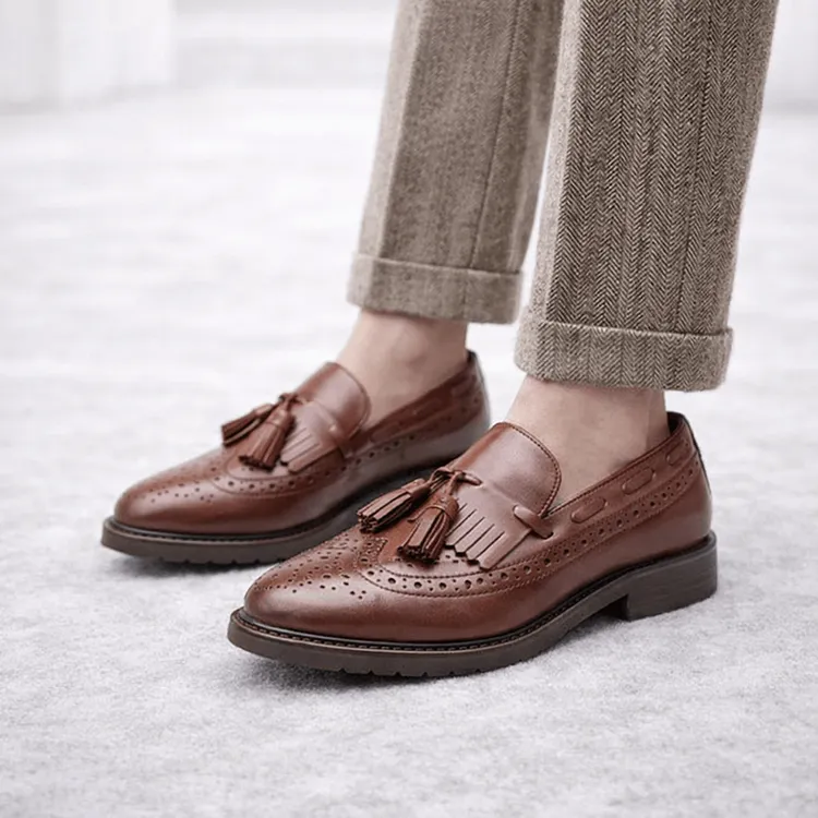 Vintage Tan Wingtip Oxfords - Round Toe Flat Shoes Vdcoo