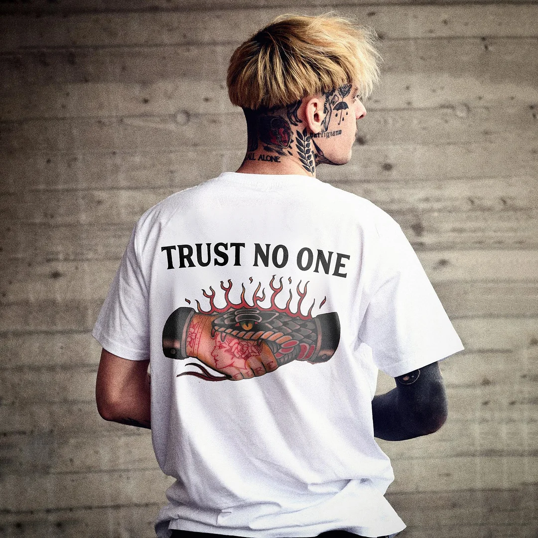 Trust No One Printed Casual Men's T-shirt -  