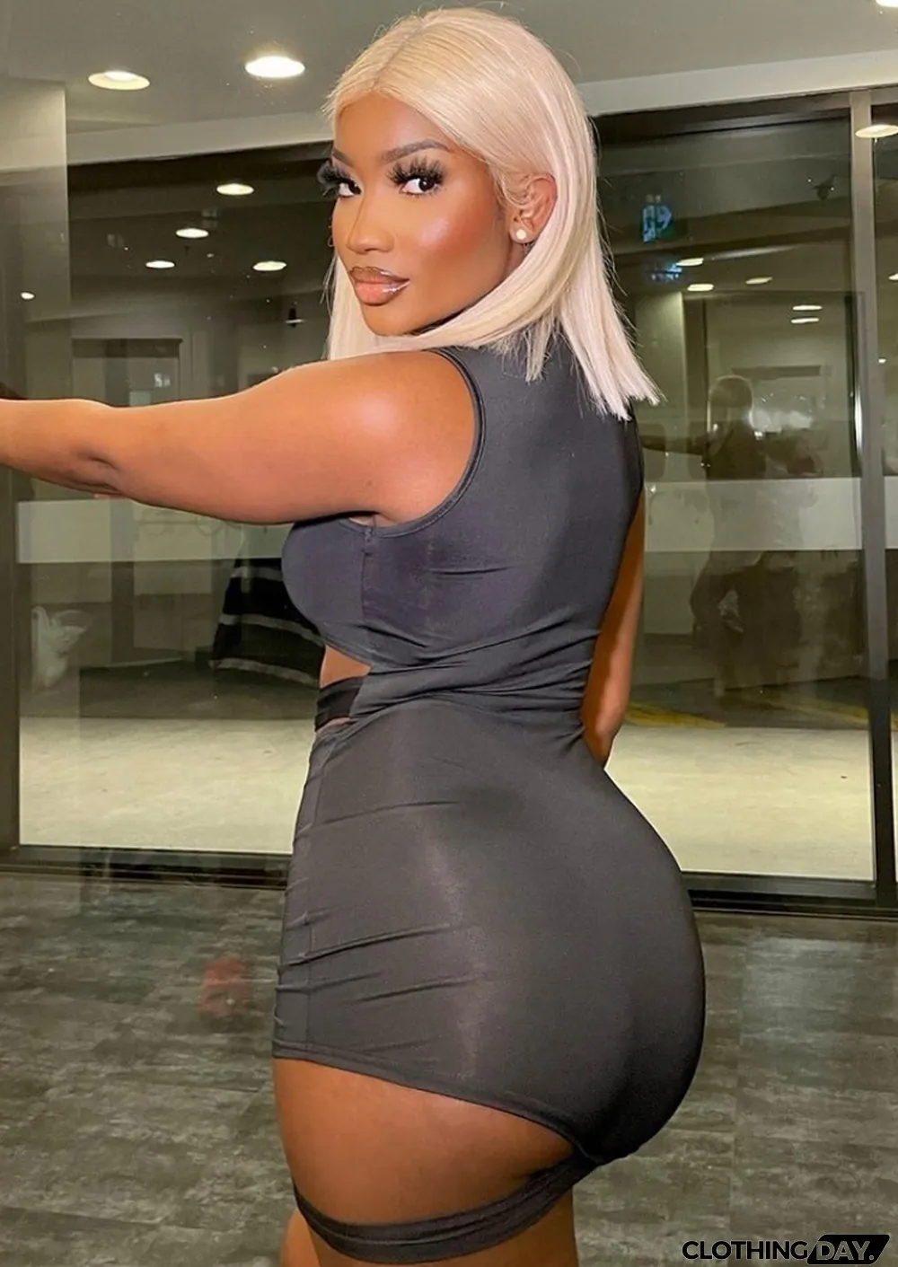 Women Summer Black Sexy O-Neck Sleeveless Solid Lace Up Mini Sheath Club Dress