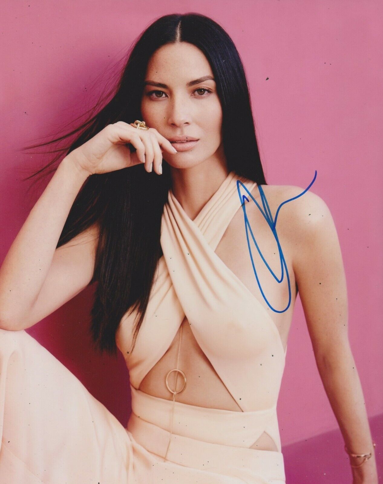 Olivia Munn Signed 10x8 Photo Poster painting AFTAL