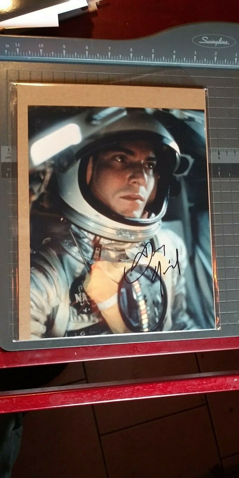 Dennis Quaid signed 8x10