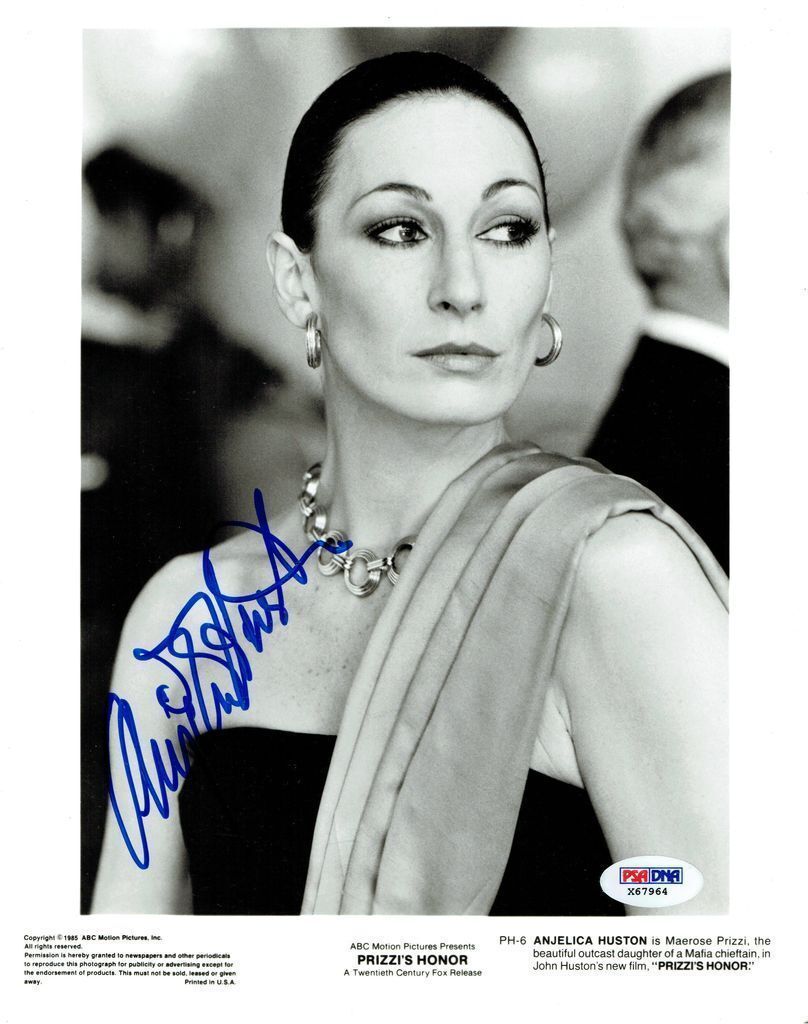 Anjelica Huston Signed Prizzi's Honor Autographed 8x10 Photo Poster painting PSA/DNA #X67964