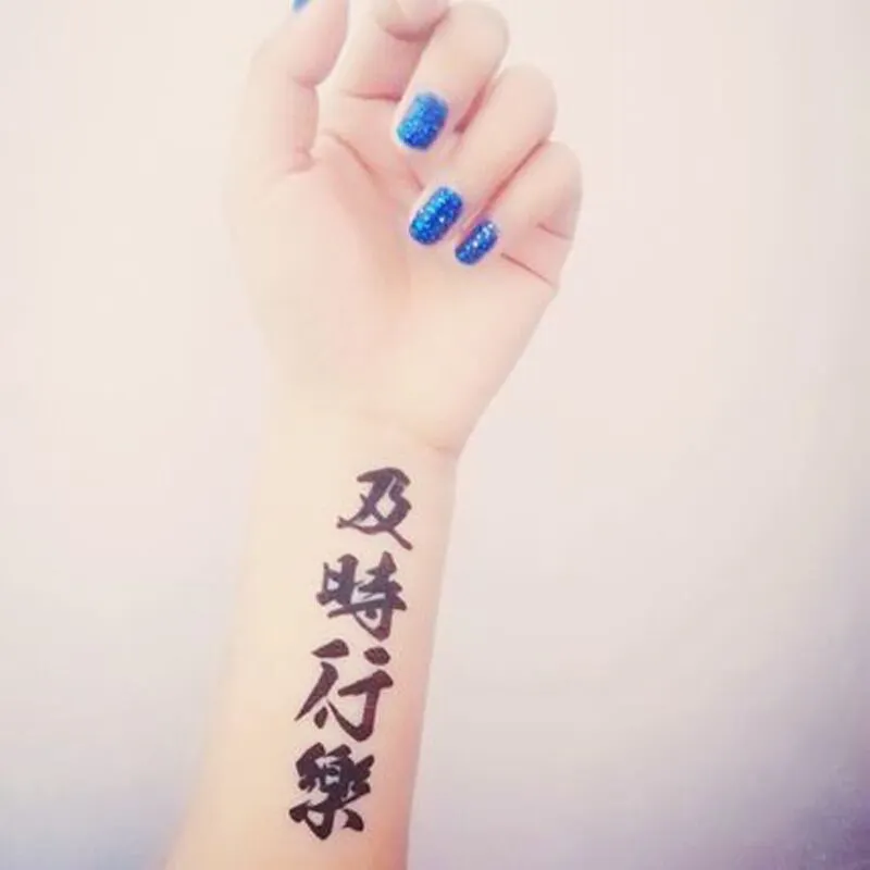 30pcs/lot temporary chinese tattoos set small fake tatoo boys black arm sleeve tattoo sticker words hand tattoo waterproof mens