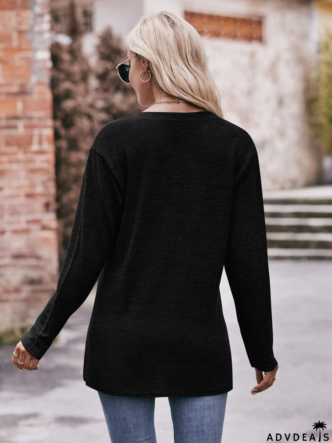 Buttoned Notched Neck Long Sleeve Top
