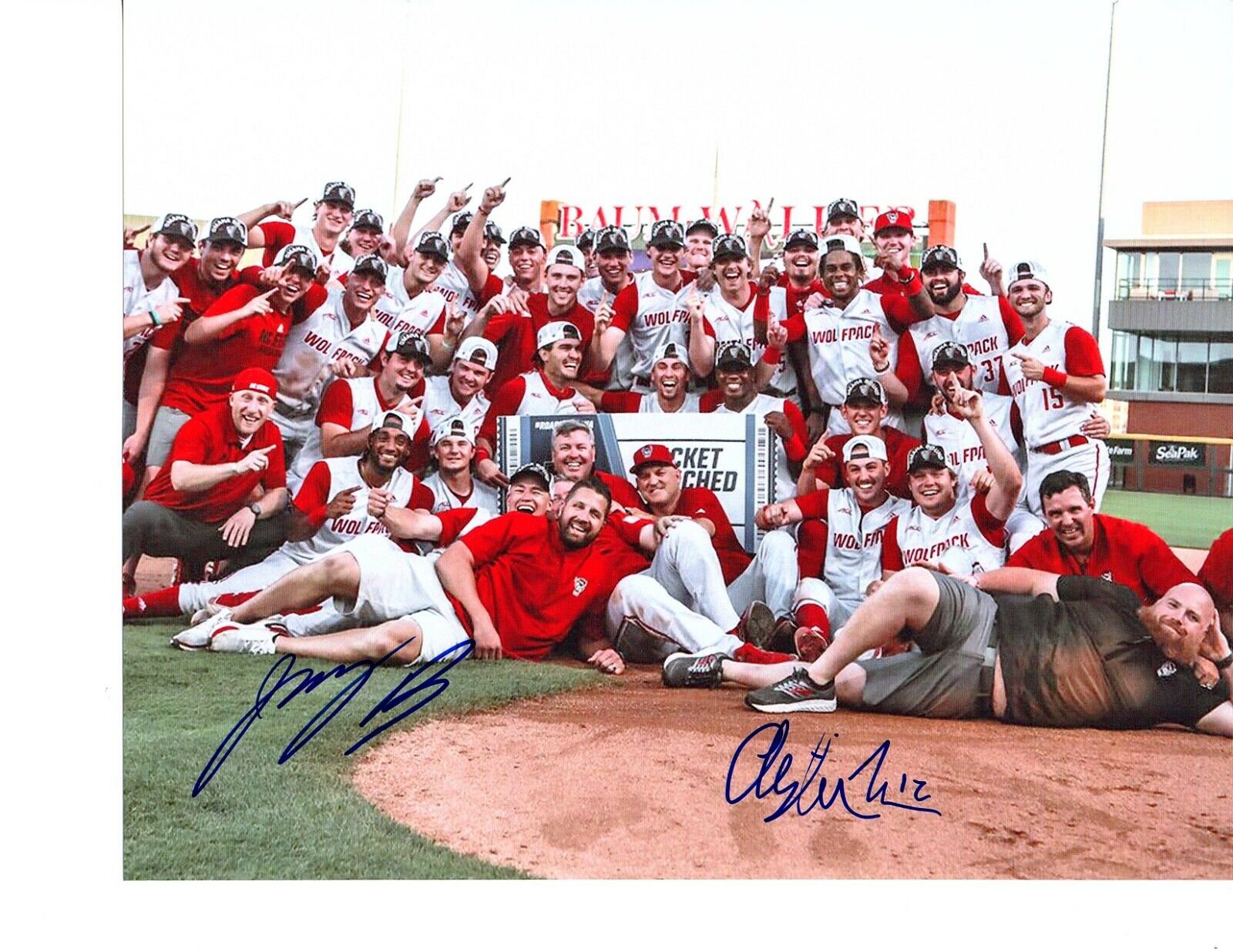 2021 NC State Wolfpack baseball TEAM autographed signed 8x10 Photo Poster painting Butler Murr