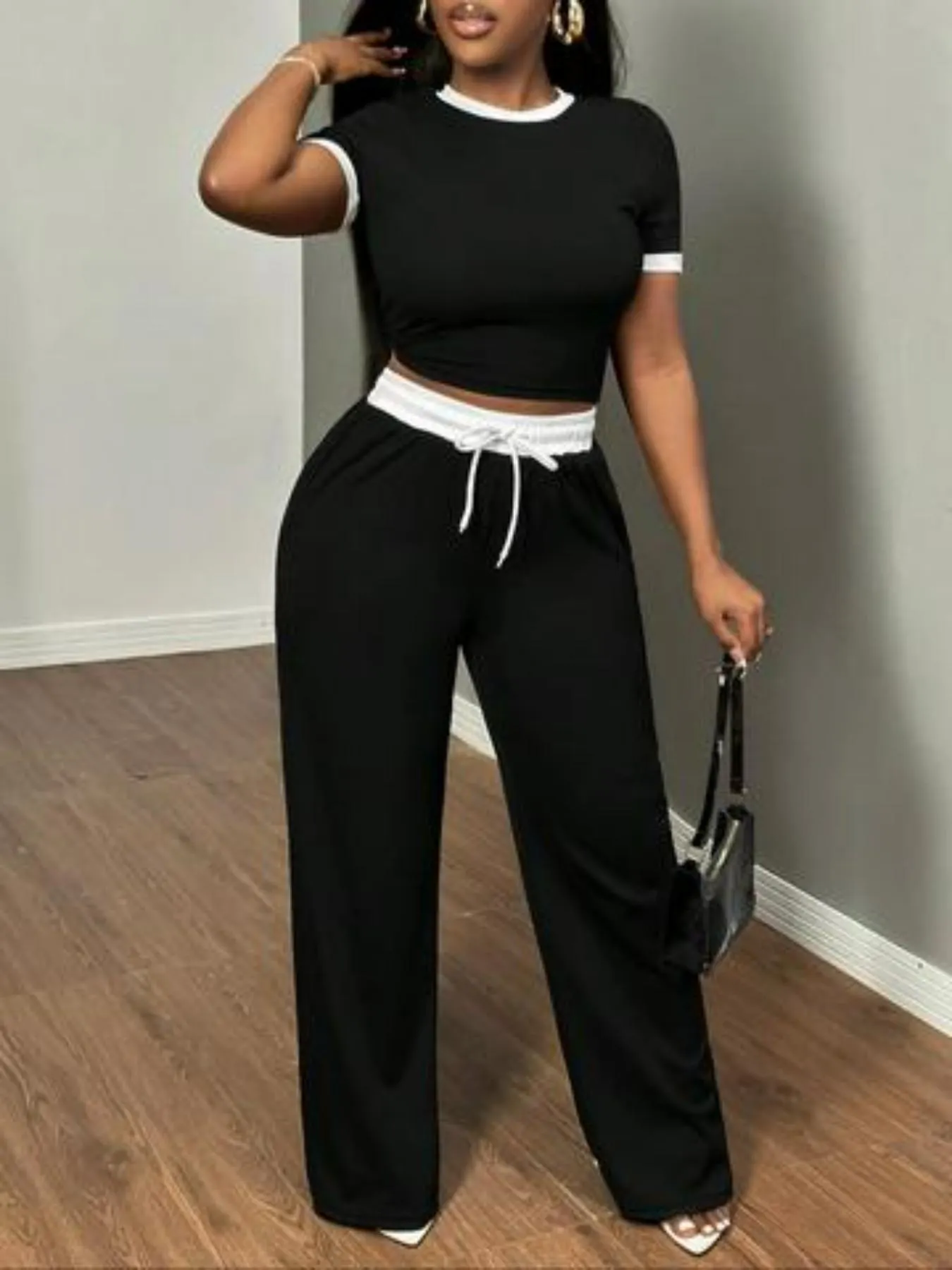 Women's New Casual Color-Blocked Round Neck Short Sleeve Two-Piece Set, Matching Clothing Set, Adjustable Drawstring Waist with Side Pockets, All-Season Womenswear Fit, Clothes