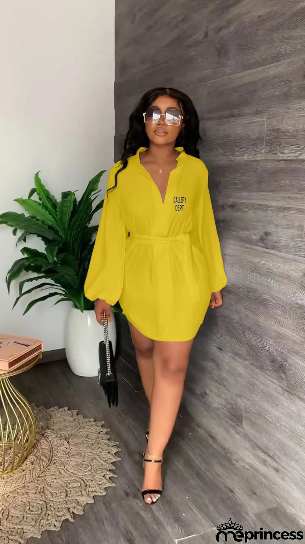 Women Printed V-Neck Casual Puff Sleeve Dress with Belt.