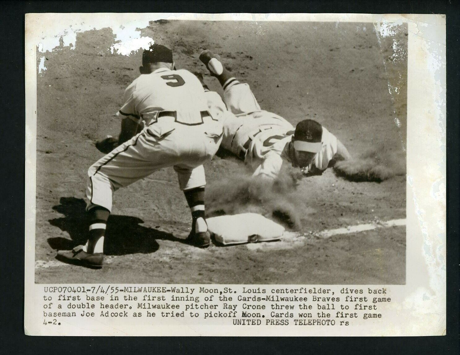 Wally Moon & Joe Adcock 1955 Press Photo Poster painting Milwaukee Braves St. Louis Cardinals