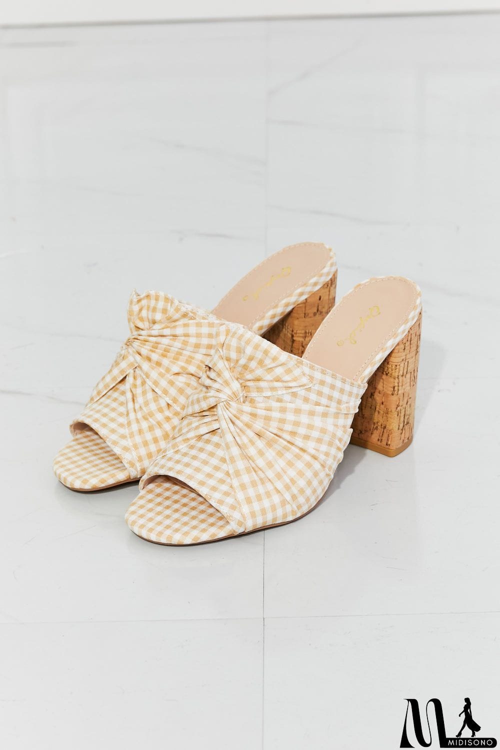MidiSono - Qupid Freshly Picked Twist Peep Toe Block Heel Mule