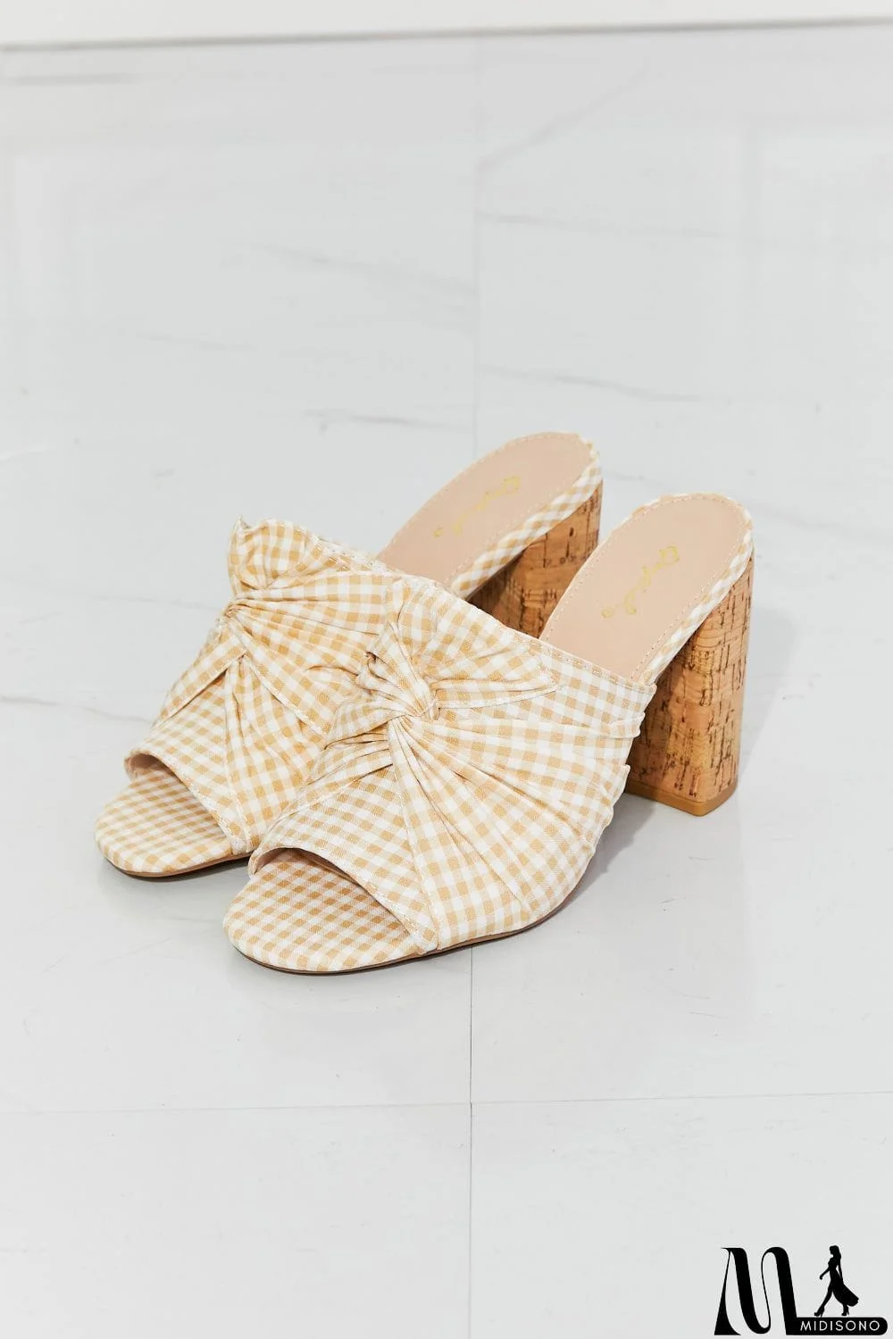 MidiSono - Qupid Freshly Picked Twist Peep Toe Block Heel Mule