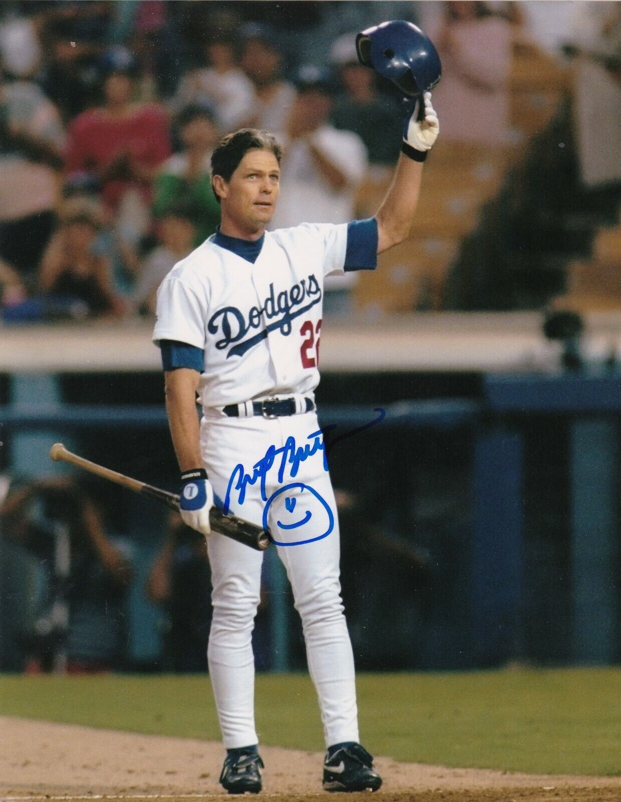 BRETT BUTLER LOS ANGELES DODGERS ACTION SIGNED 8x10