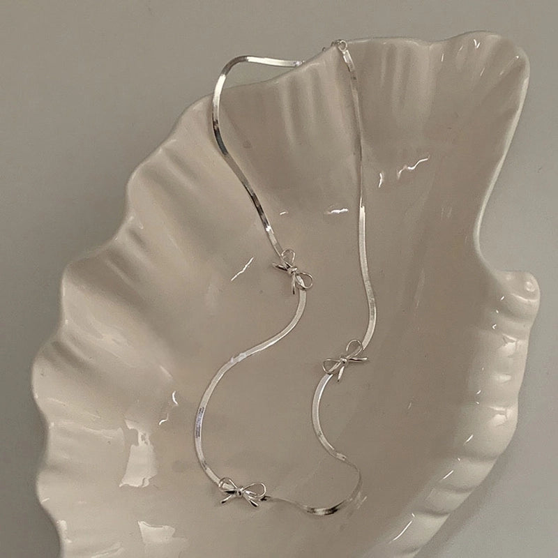 925 Sterling Silver Water Plating Snake Chain Hollow Out Bow Knot Necklace