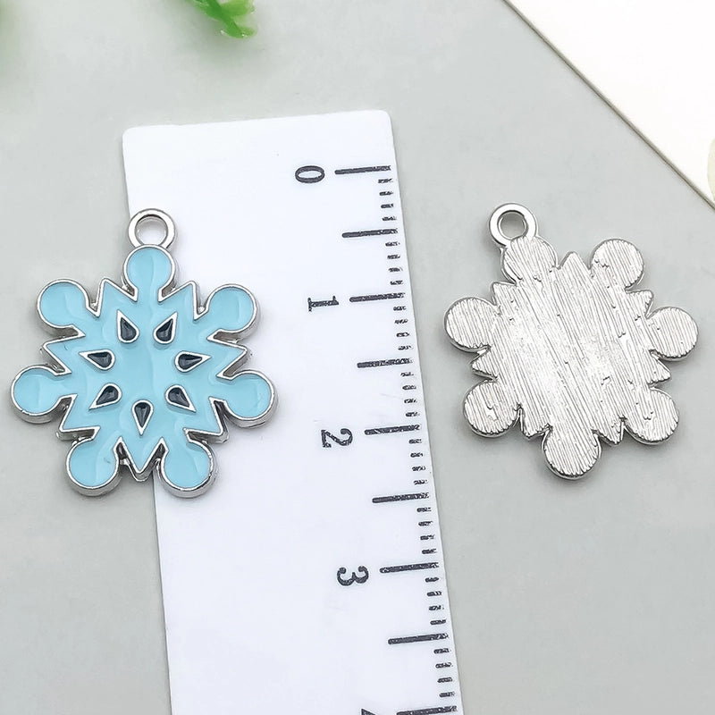 1 Piece 20 PCS/Package 13x16mm 16x21mm 18x20mm Alloy Snowflake Pendant Jewelry Accessories