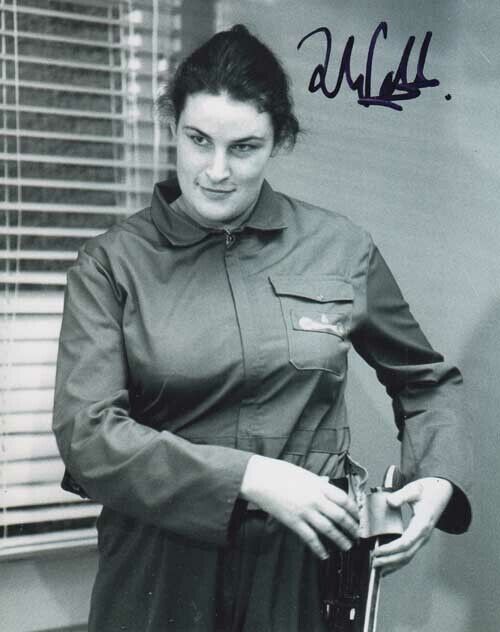 JULIE T WALLACE 007 JAMES BOND AUTOGRAPH - ROSIKA MIKLOS IN THE LIVING DAYLIGHTS