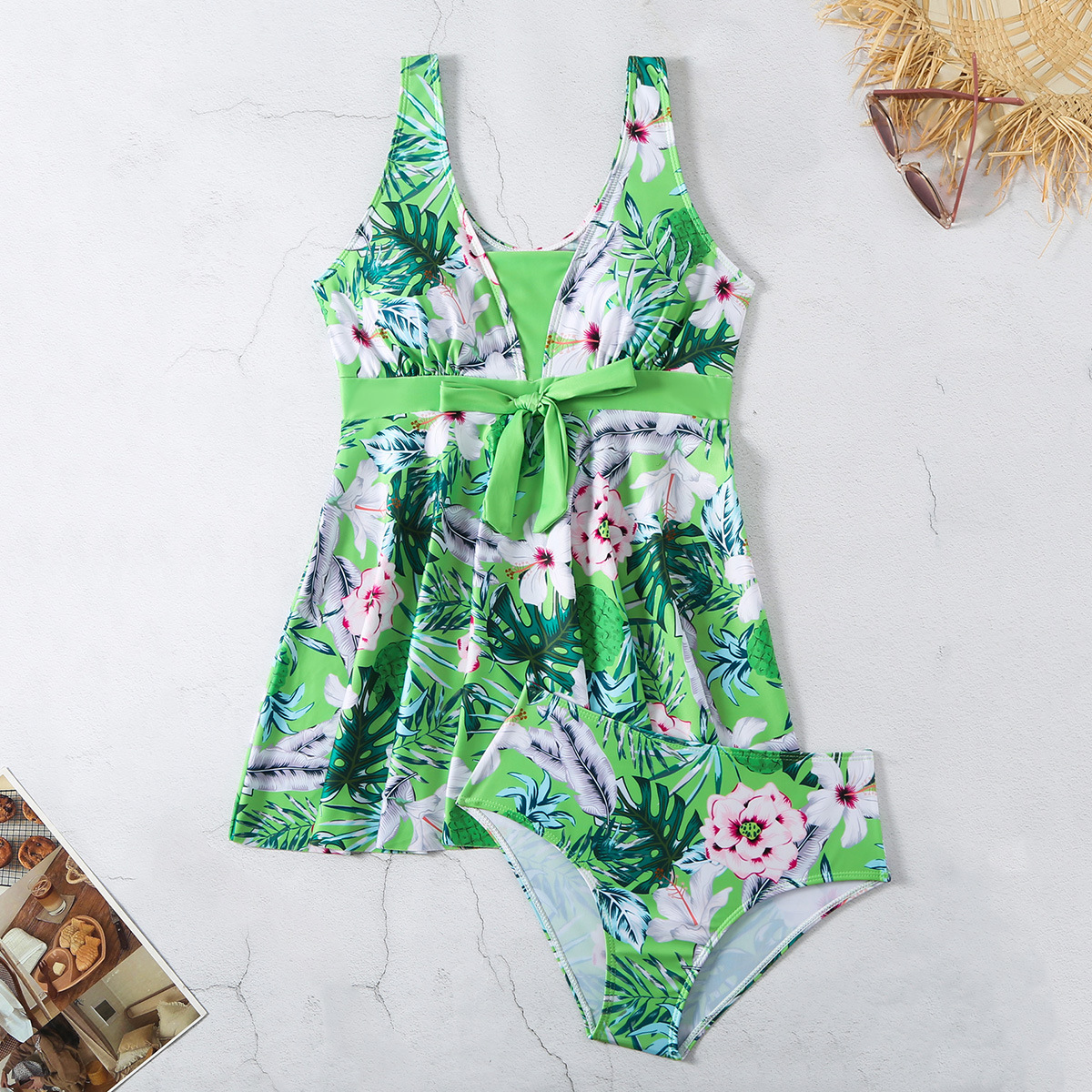 Mature Women's V-neck Printed Split Bikini Swimsuit