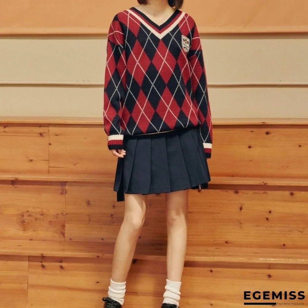 College Style Lingge V-neck Sweater | EGEMISS
