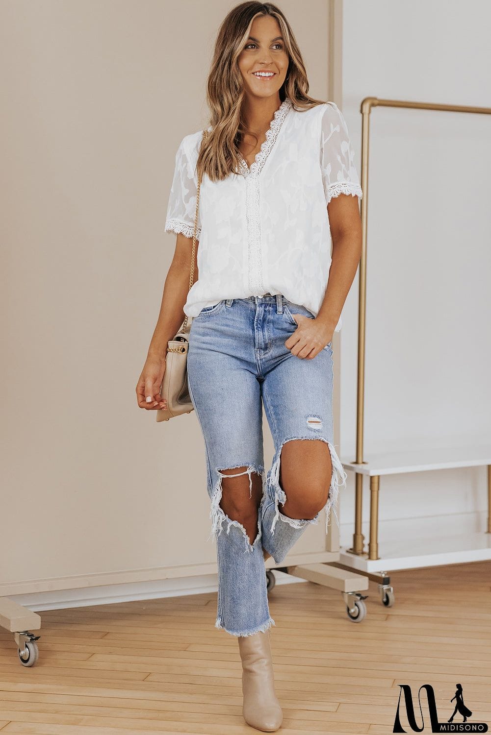 MidiSono - Applique Lace Trim V-Neck Blouse