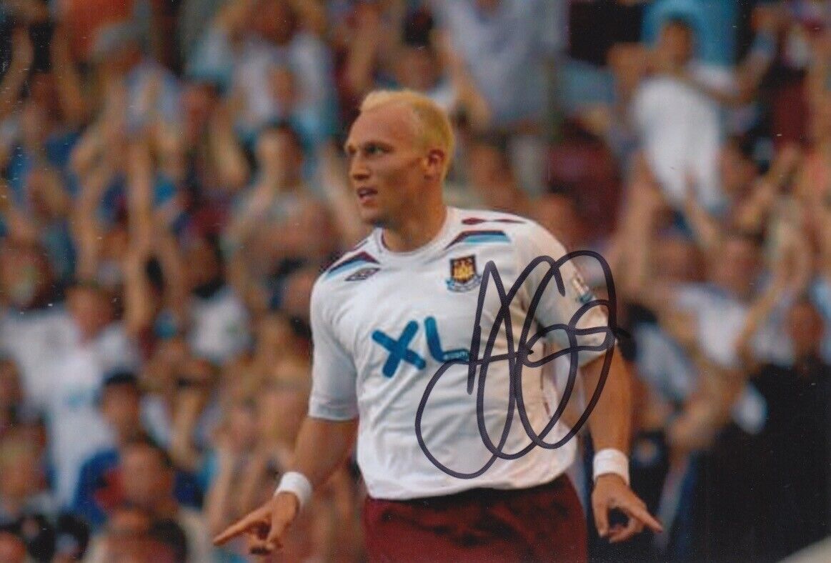 DEAN ASHTON HAND SIGNED 6X4 Photo Poster painting WEST HAM UNITED FOOTBALL AUTOGRAPH 6