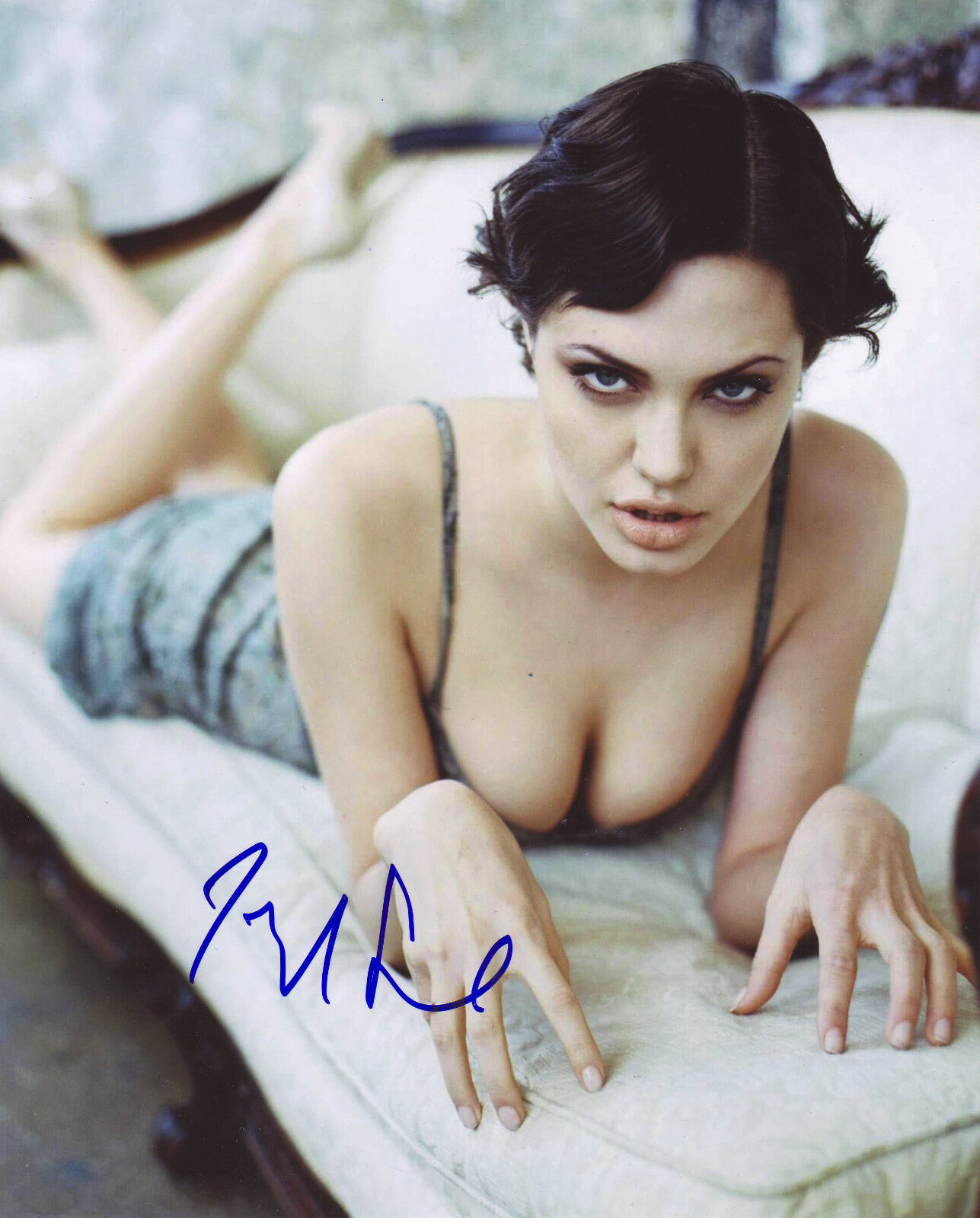 ANGELINA JOLIE AUTOGRAPH SIGNED PP Photo Poster painting POSTER 22