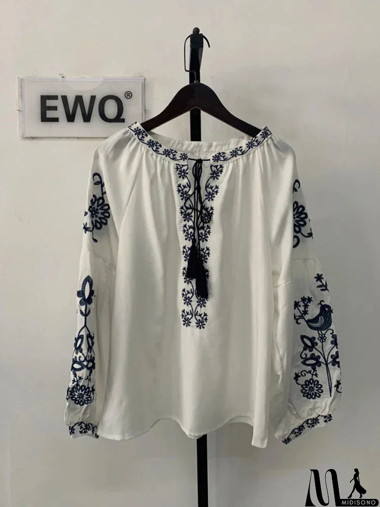 MidiSono - Trendy and Elegant Blouse