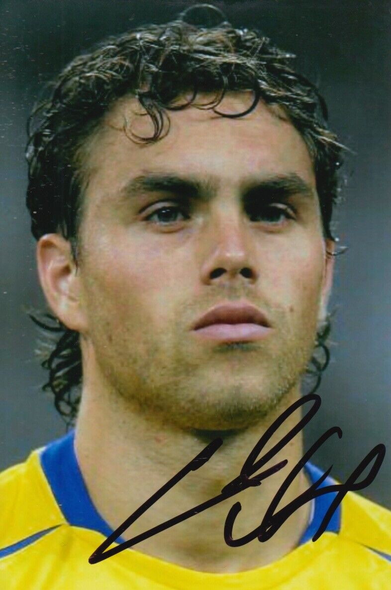 JOHAN ELMANDER HAND SIGNED 6X4 Photo Poster painting - FOOTBALL AUTOGRAPH - SWEDEN.