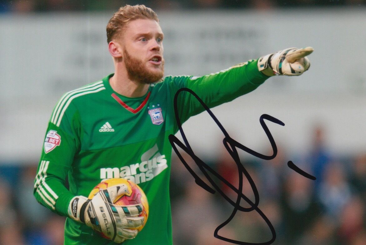 IPSWICH TOWN HAND SIGNED DEAN GERKEN 6X4 Photo Poster painting 1.