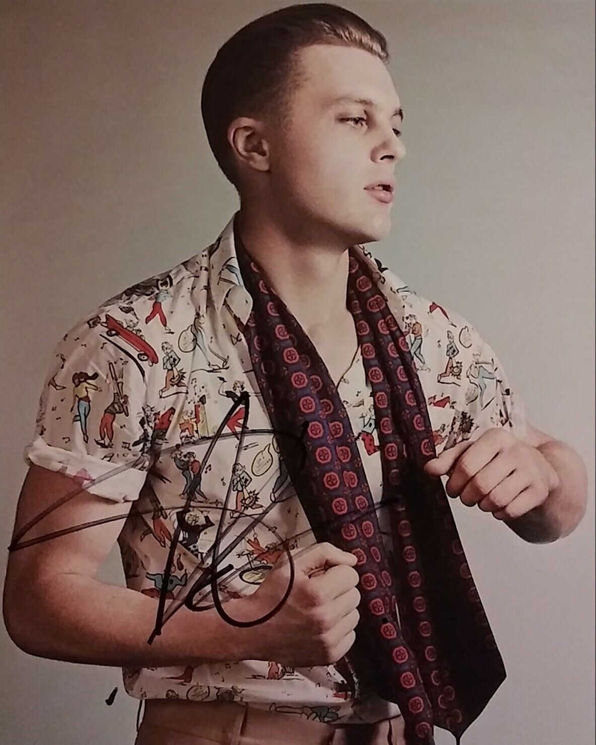 Michael Pitt signed 8x10