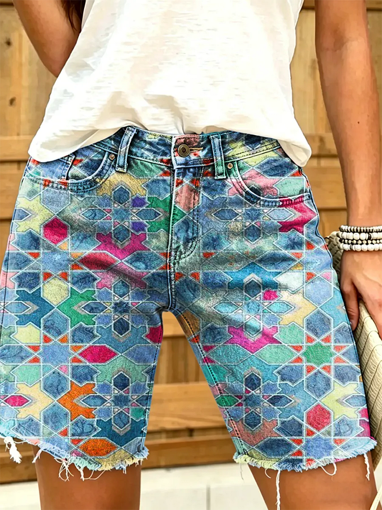 Women's Multicolor Geometric Print Frayed Hem Denim Shorts