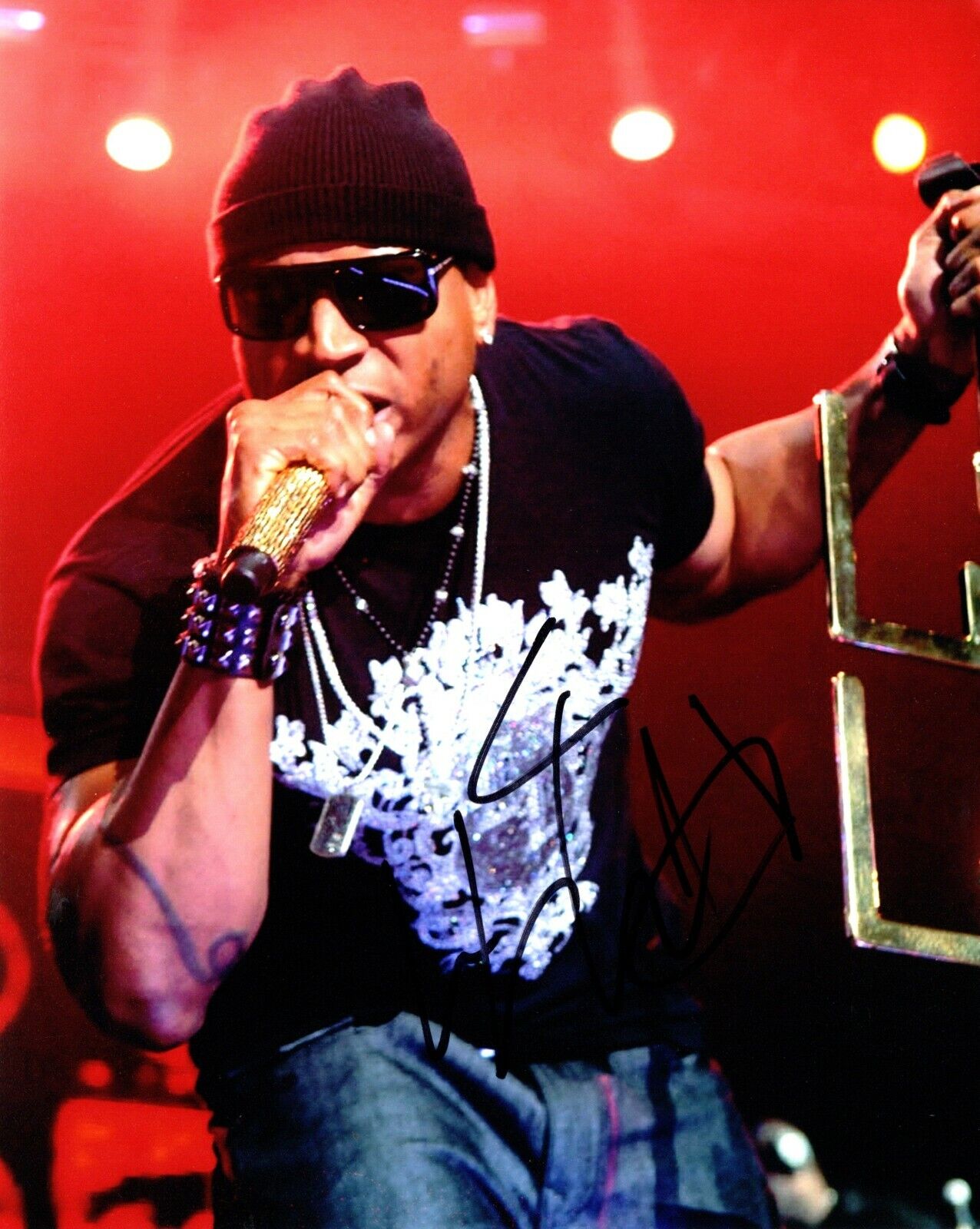 LL Cool J Signed - Autographed Raper - NCIS Actor 8x10 inch Photo Poster painting James Smith