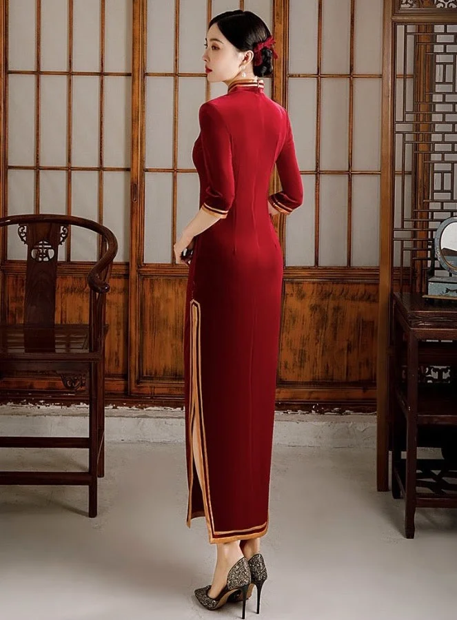 Chinese classic style, velvet fabric long Qipao