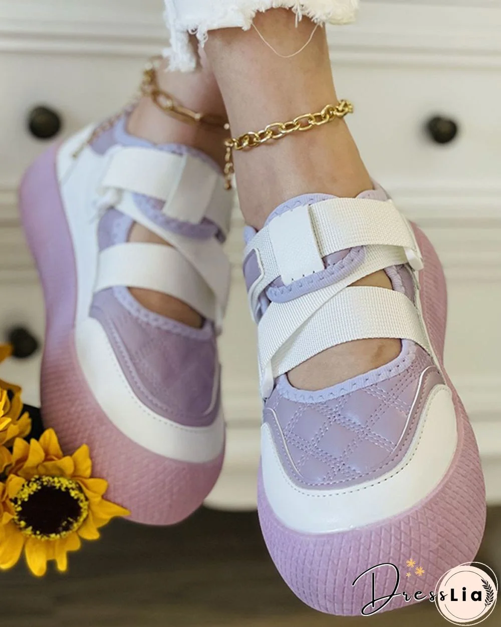 Velcro Colorblock Quilted Muffin Sneaker