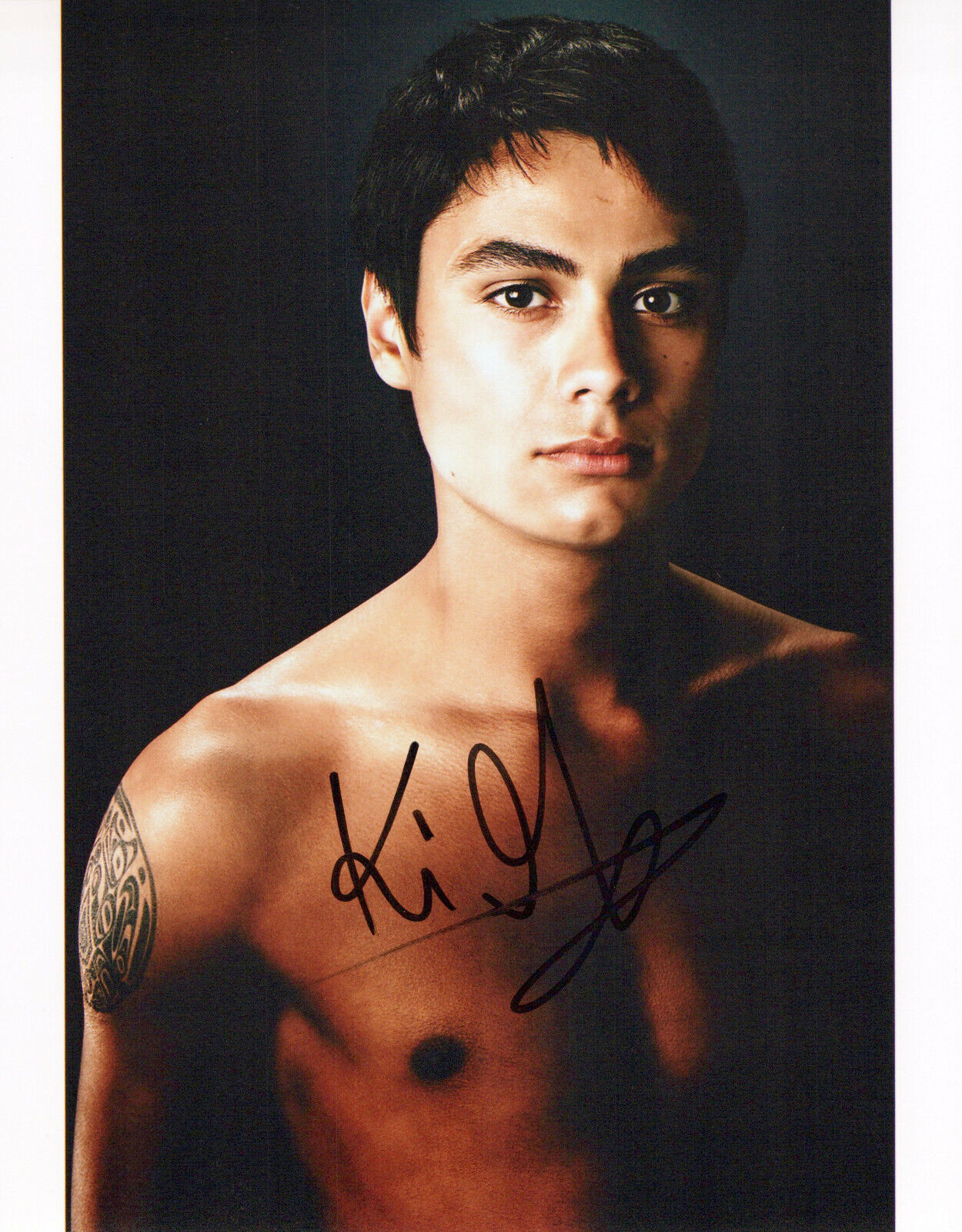 Kiowa Gordon Twilight New Moon autographed Photo Poster painting signed 8x10 #1 Embry Call