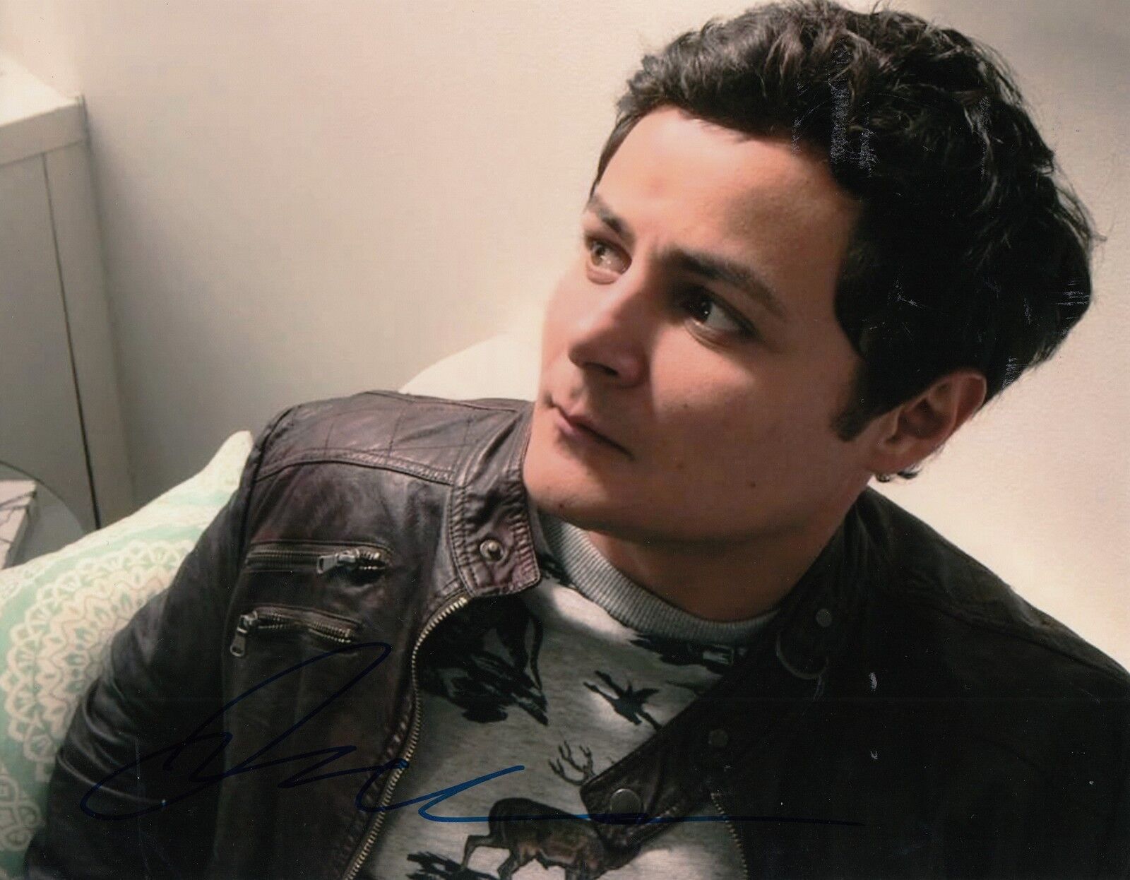 ARTURO CASTRO signed *BROAD CITY* Billy Lynn's Long Halftime Walk 8x10 W/COA #2