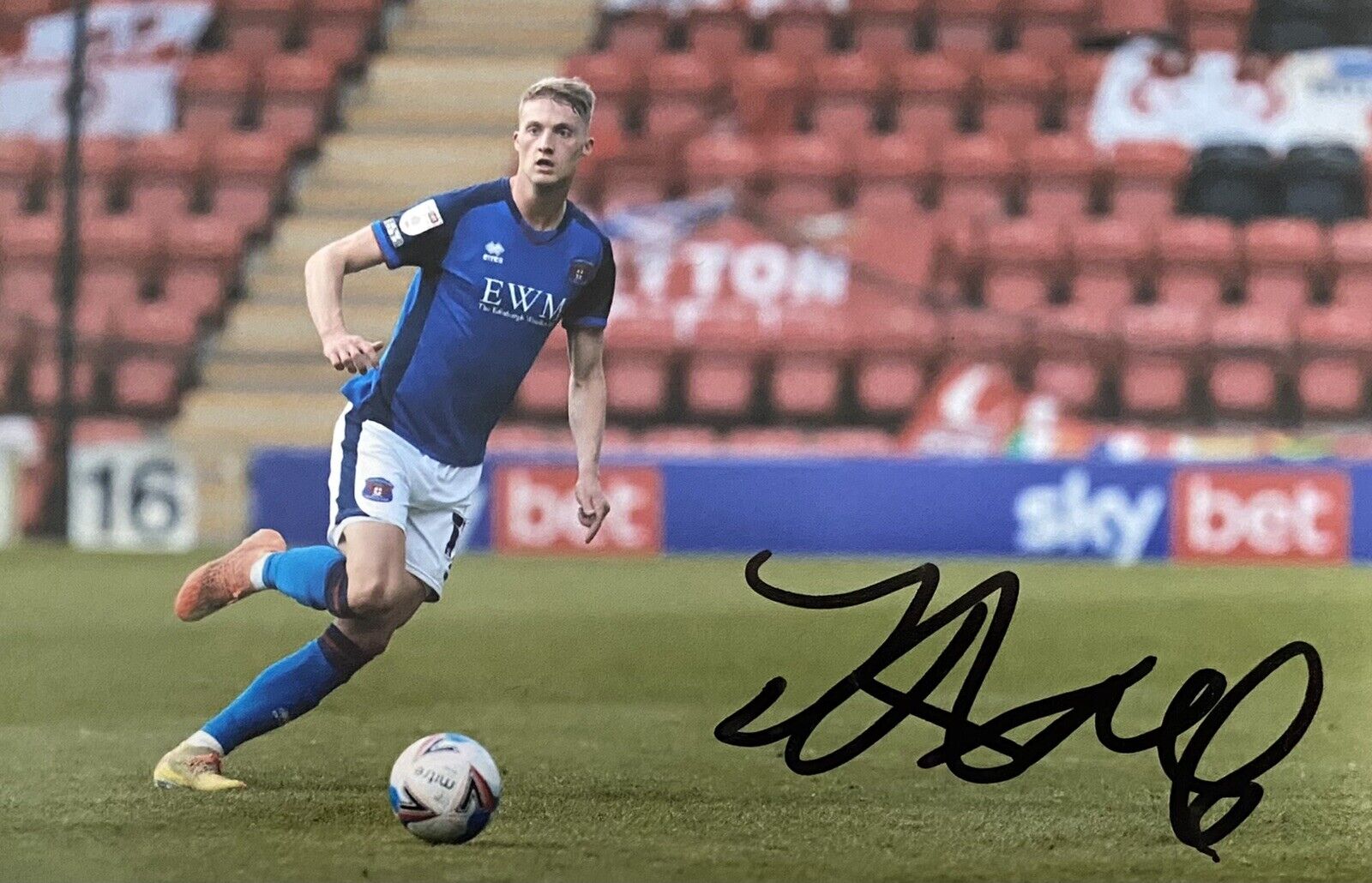 Jack Armer Genuine Hand Signed Carlisle United 6X4 Photo Poster painting 3