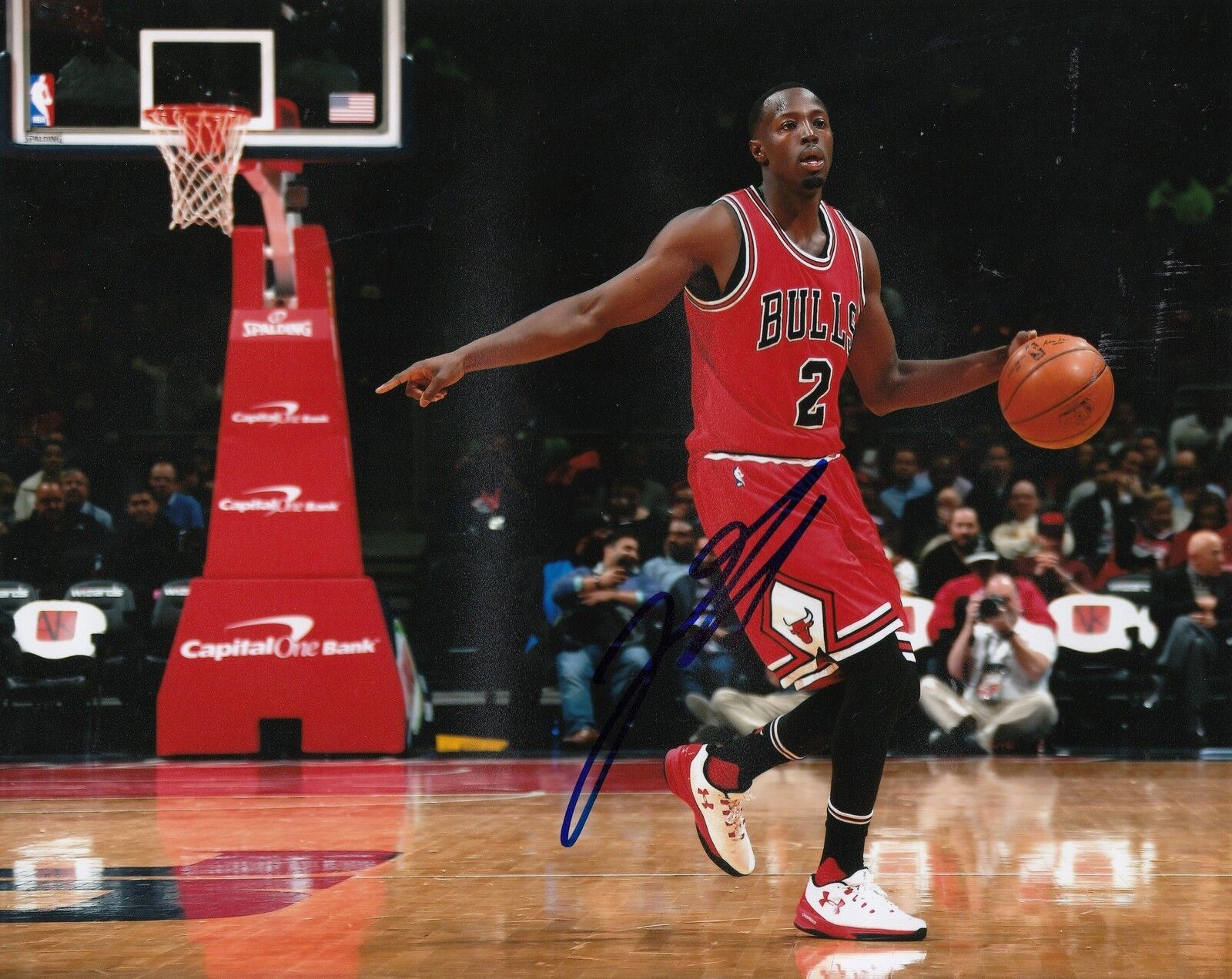 JERIAN GRANT signed (CHICAGO BULLS) autographed BASKETBALL 8X10 Photo Poster painting W/COA #4