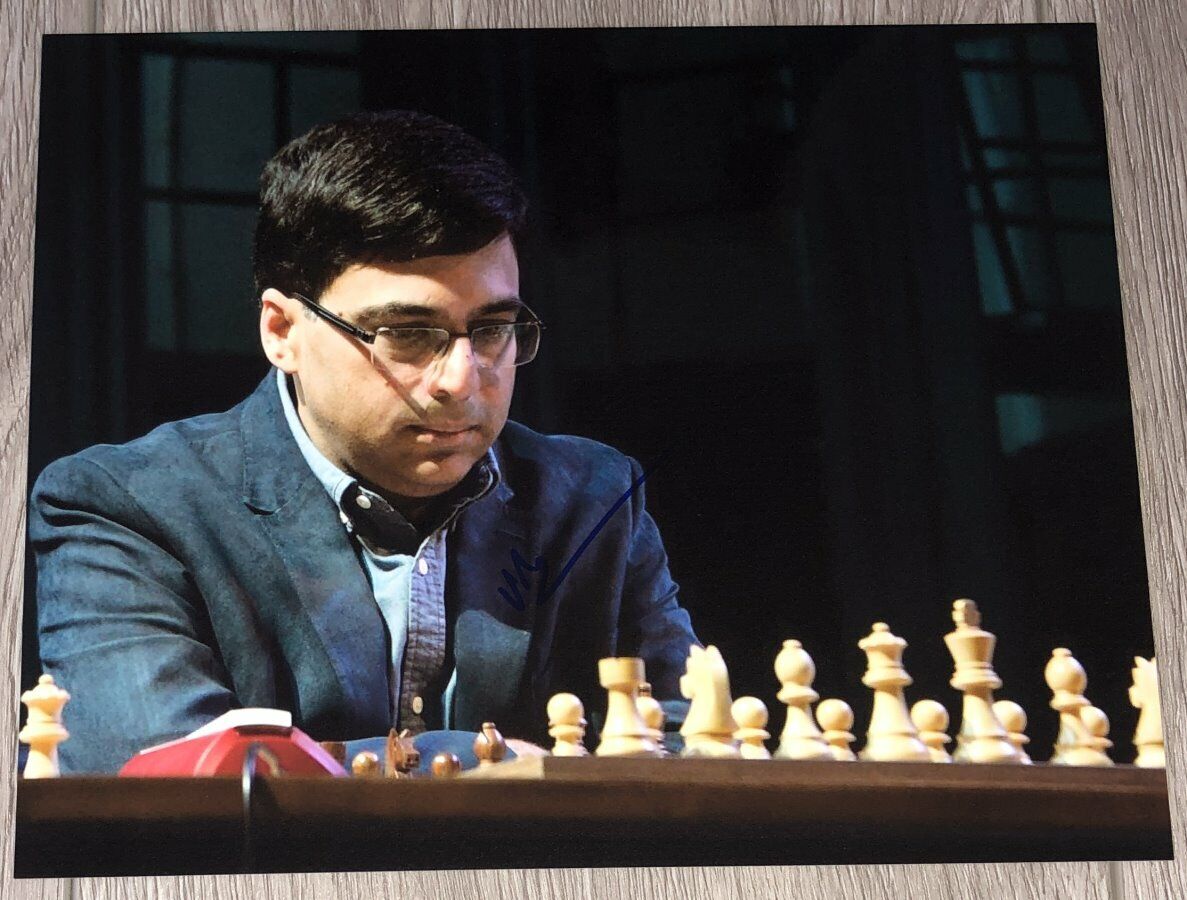 CHESS GRANDMASTER VISWANATHAN ANAND SIGNED AUTOGRAPH 8x10 Photo Poster painting G w/EXACT PROOF