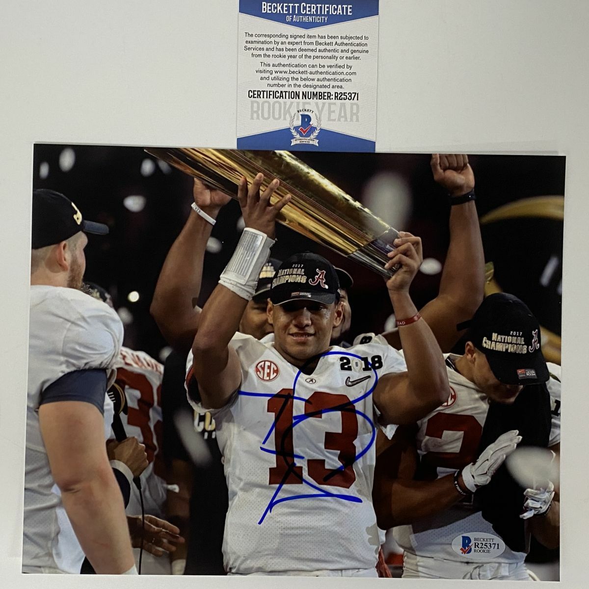 Autographed/Signed TUA TAGOVAILOA Alabama Crimson Tide 8x10 Photo Poster painting Beckett COA #7