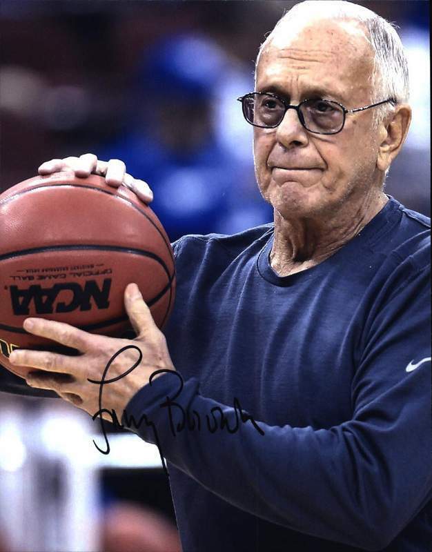 Larry Brown signed NBA basketball 8x10 Photo Poster painting W/Certificate Autographed 001