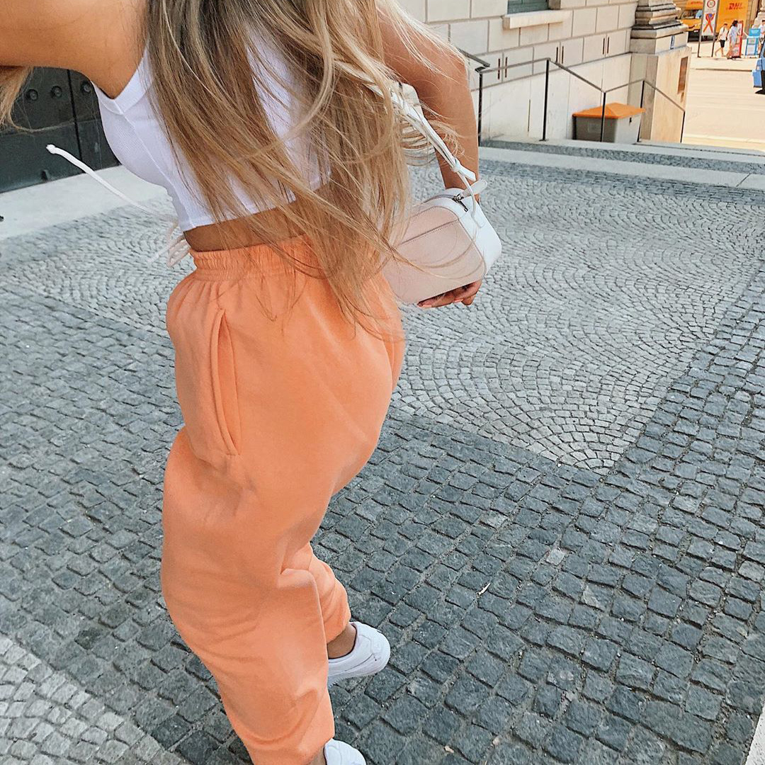 orange joggers forever 21