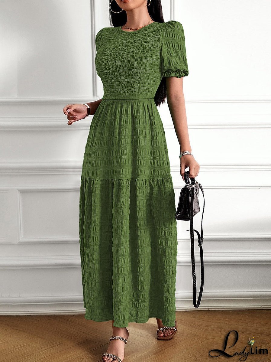 Vintage-inspired and light Dress