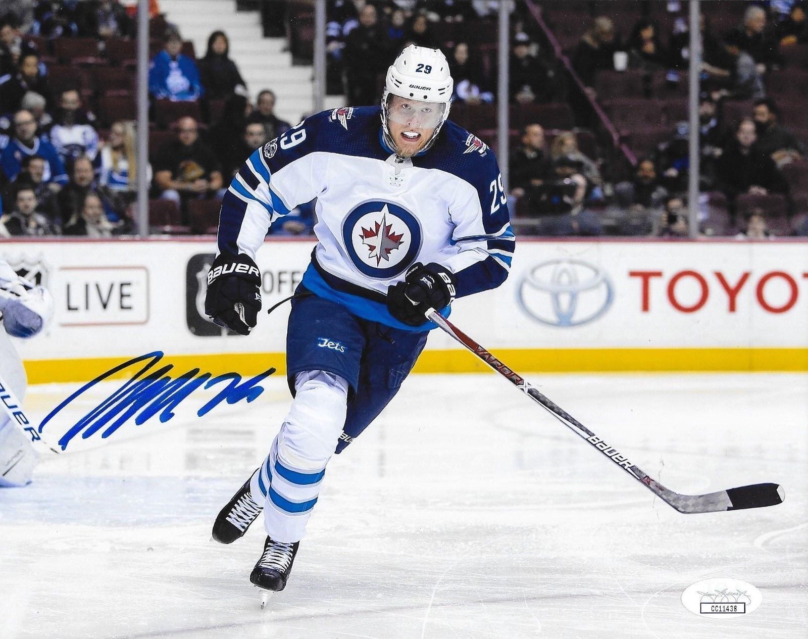 Patrik Laine signed Winnipeg Jets 8x10 Photo Poster painting autographed 2 JSA