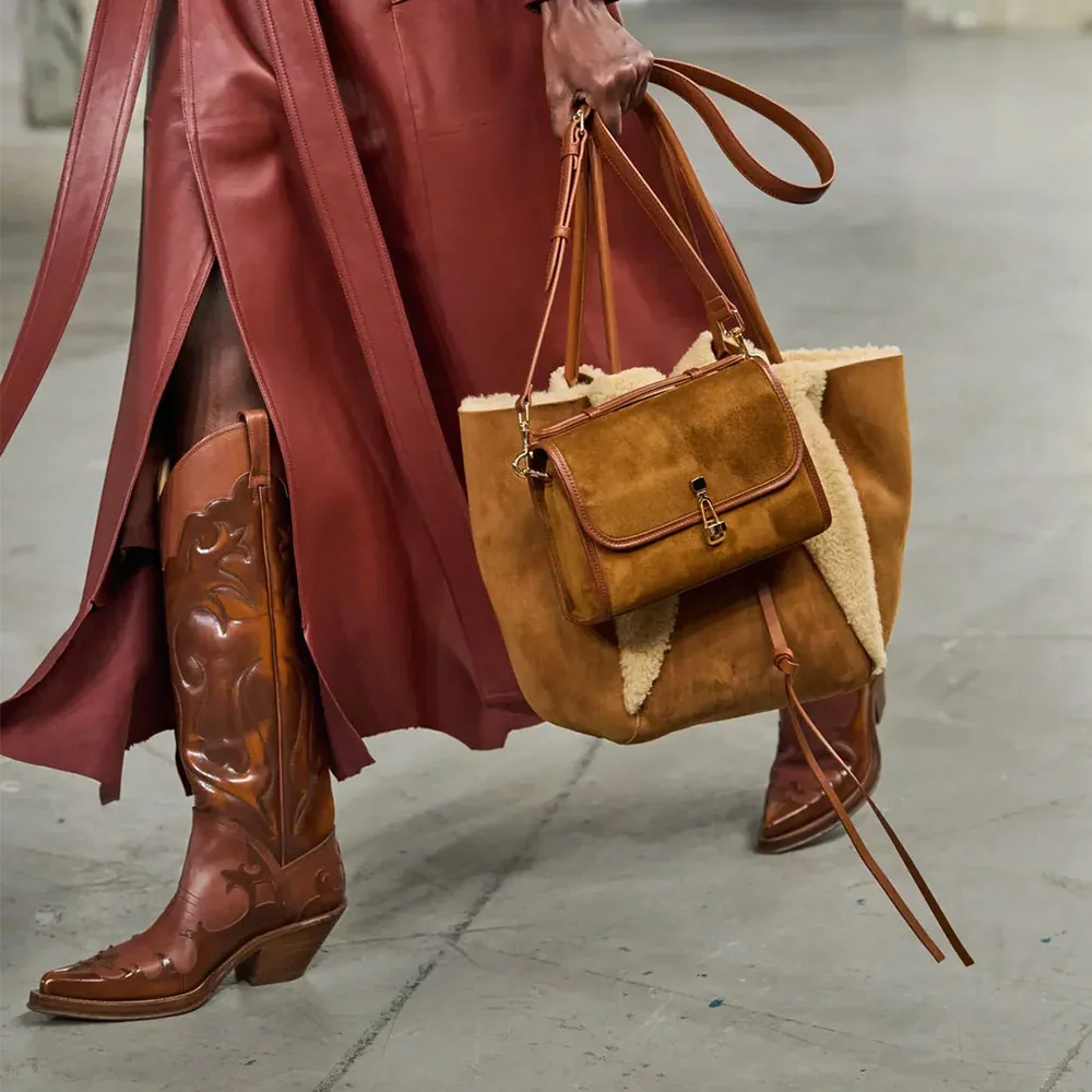 Brown Pointed Toe Chunky Heel Stitching Pull On Cowgirl Boots