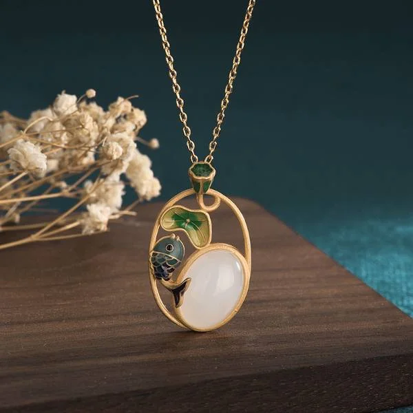 Natural Jade Carp Lotus Vintage Pendant Necklace