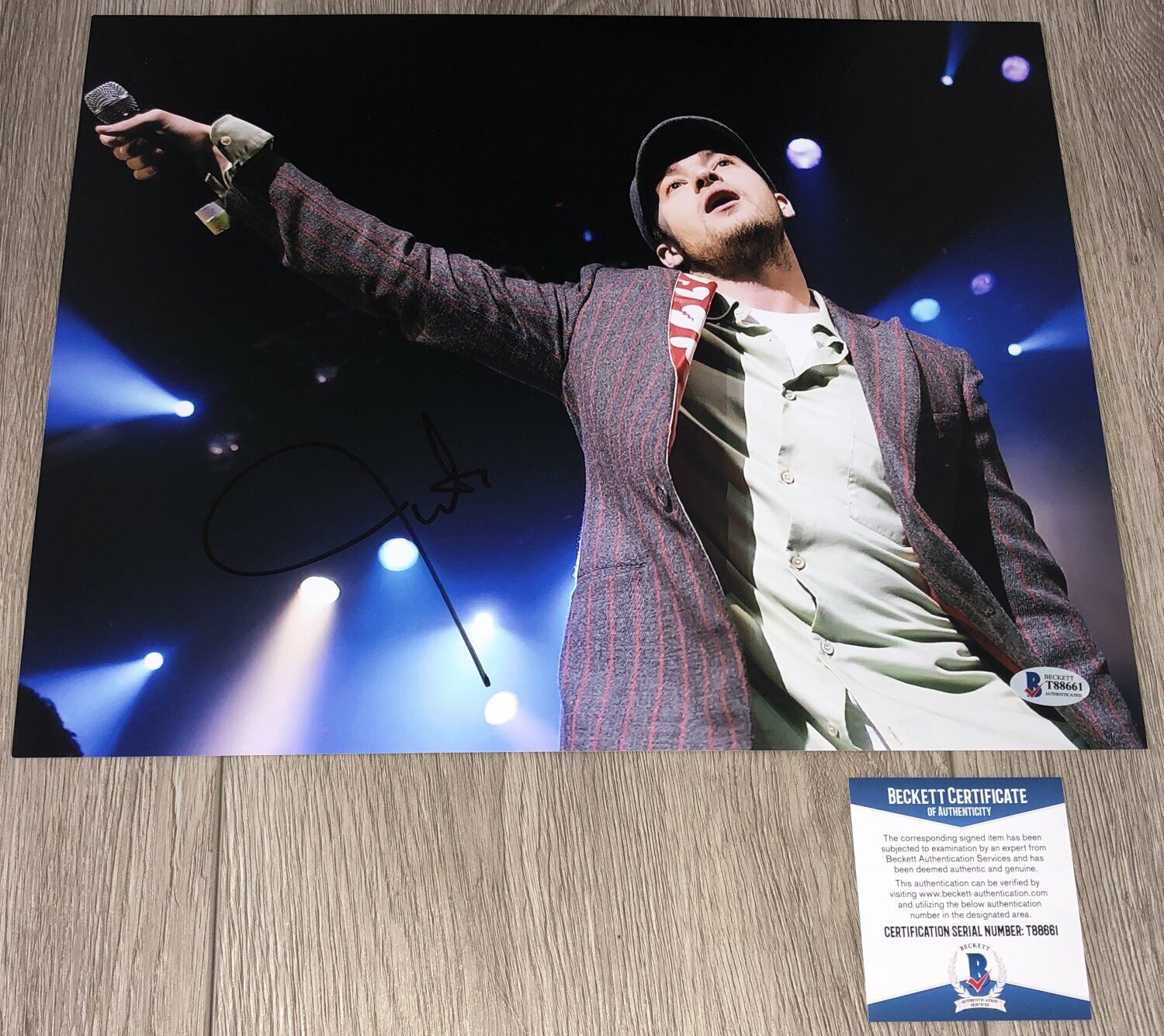 JUSTIN TIMBERLAKE NSYNC SIGNED CONCERT 11x14 Photo Poster painting w/EXACT PROOF BECKETT BAS COA