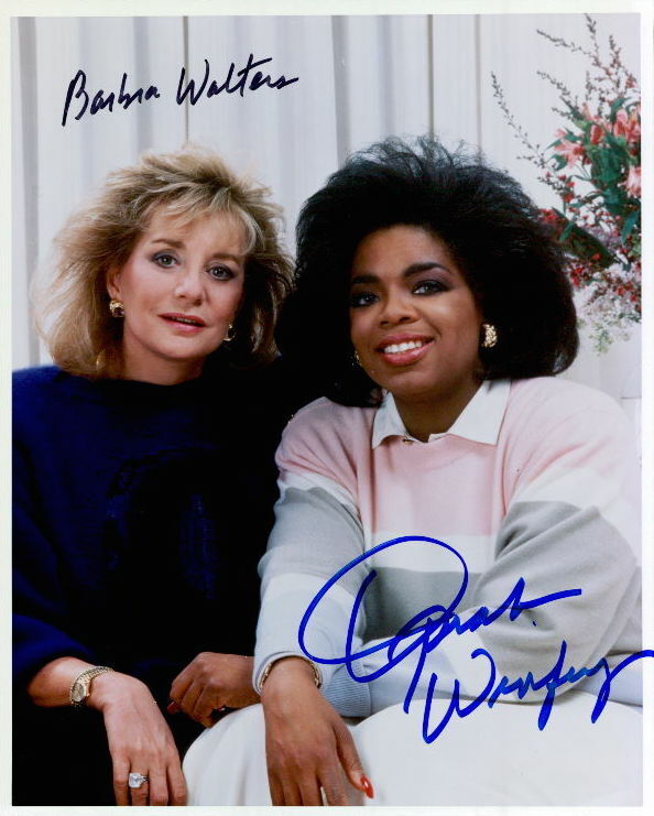 Oprah Winfrey & Barbara Walters vintage signed 8x10 Photo Poster painting