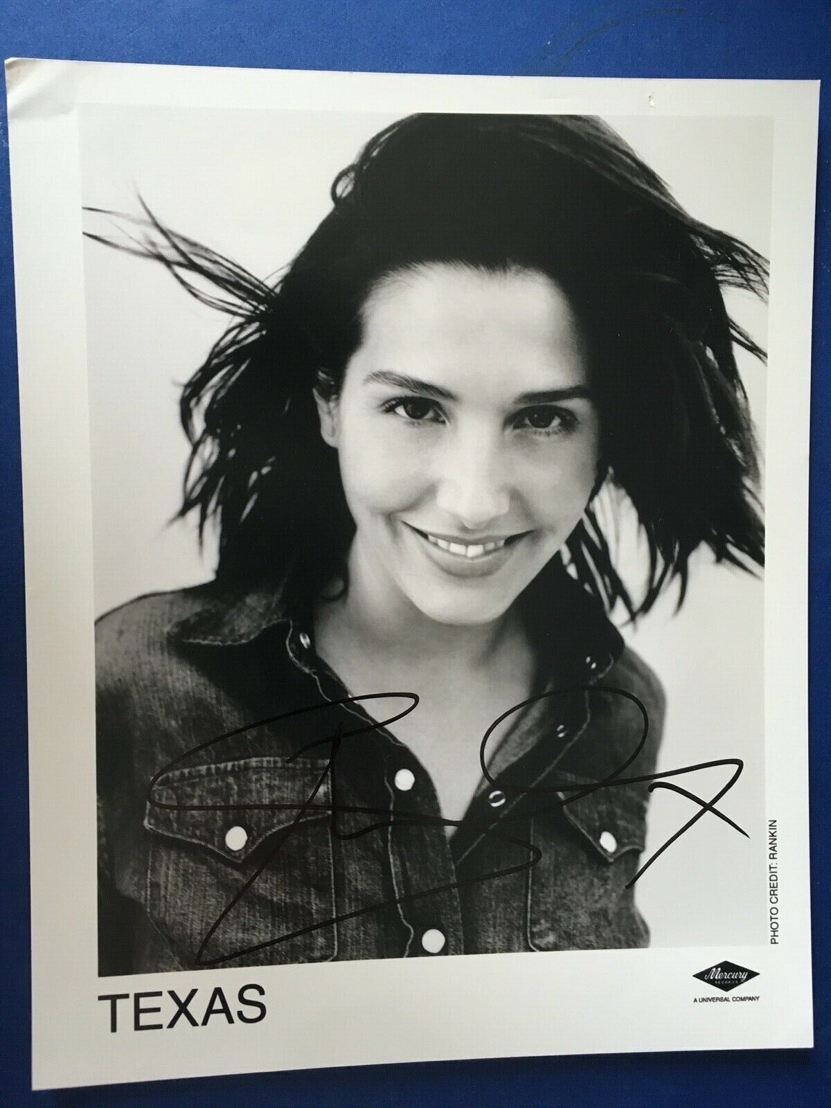 SHARLEEN SPITERI - CHART TOPPING SINGER - TEXAS - SIGNED PROMO Photo Poster paintingGRAPH