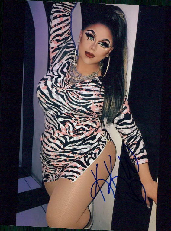 Kalorie Karbdashian Williams (RuPaul's Drag Race) signed 8x10 Photo Poster painting In-person