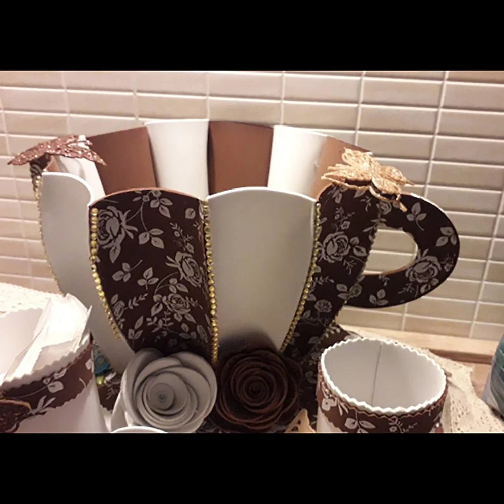 New Cup holder Die Cut Letter Metal Cutting Dies Stencil Scrapbooking Embossing New Christmas Craft Stamps And Dies