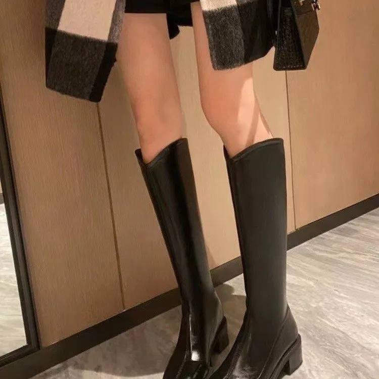 Yyvonne New Knight Boots In The Autumn And Winter Of 2025 Are Not Just The Knee Korean Version Of The Fashion Long-Singed Women's Coarse Legs Plus Velvet Rough And Square Head V Mouth